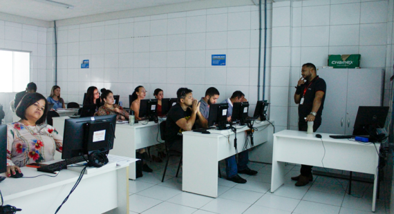 Gestores recebem treinamento sobre o novo sistema de ponto eletrônico